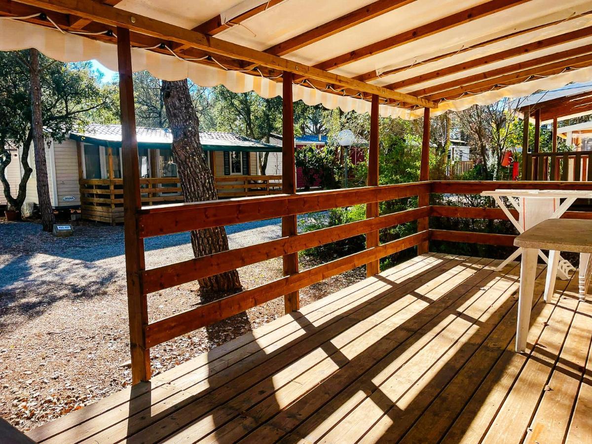 3 Bedroom Chalets Camping Lei Suves - Joycasa Roquebrune-sur Argens Esterno foto