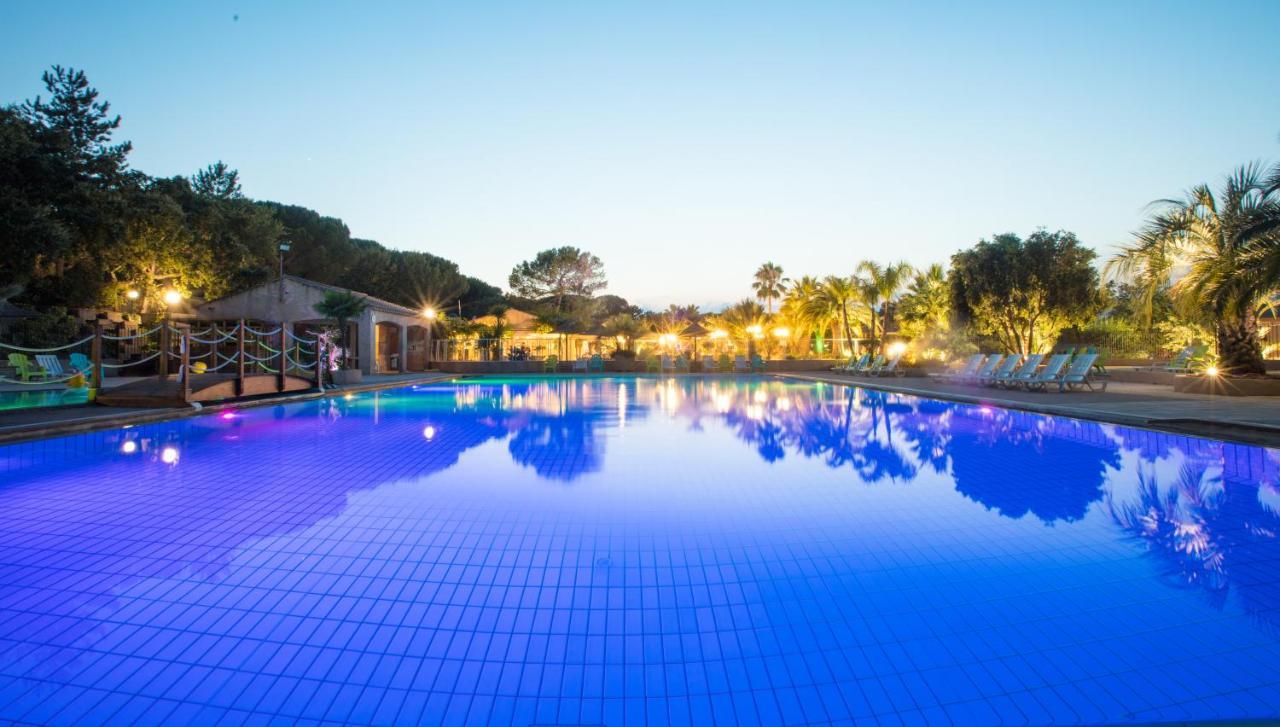 3 Bedroom Chalets Camping Lei Suves - Joycasa Roquebrune-sur Argens Esterno foto