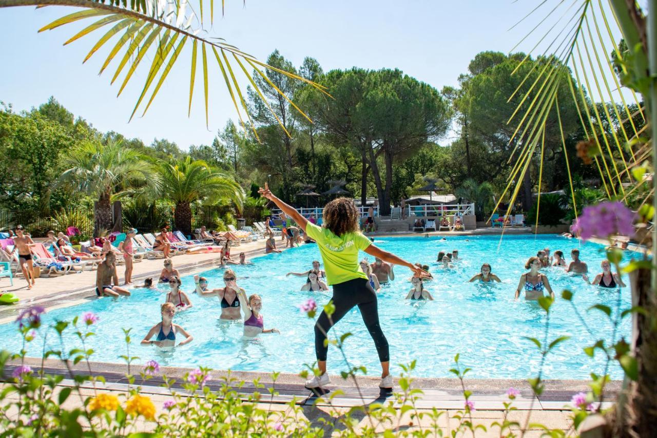 3 Bedroom Chalets Camping Lei Suves - Joycasa Roquebrune-sur Argens Esterno foto