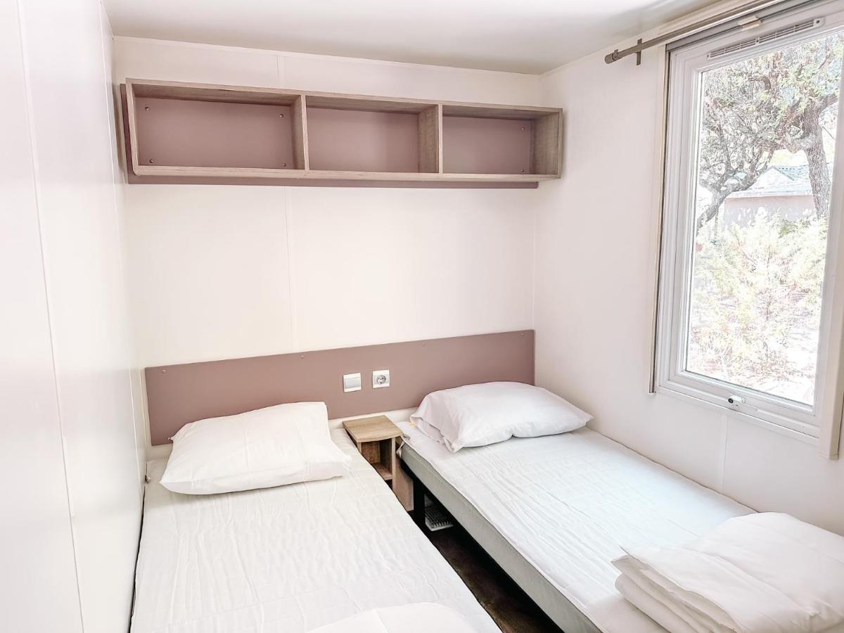 3 Bedroom Chalets Camping Lei Suves - Joycasa Roquebrune-sur Argens Esterno foto
