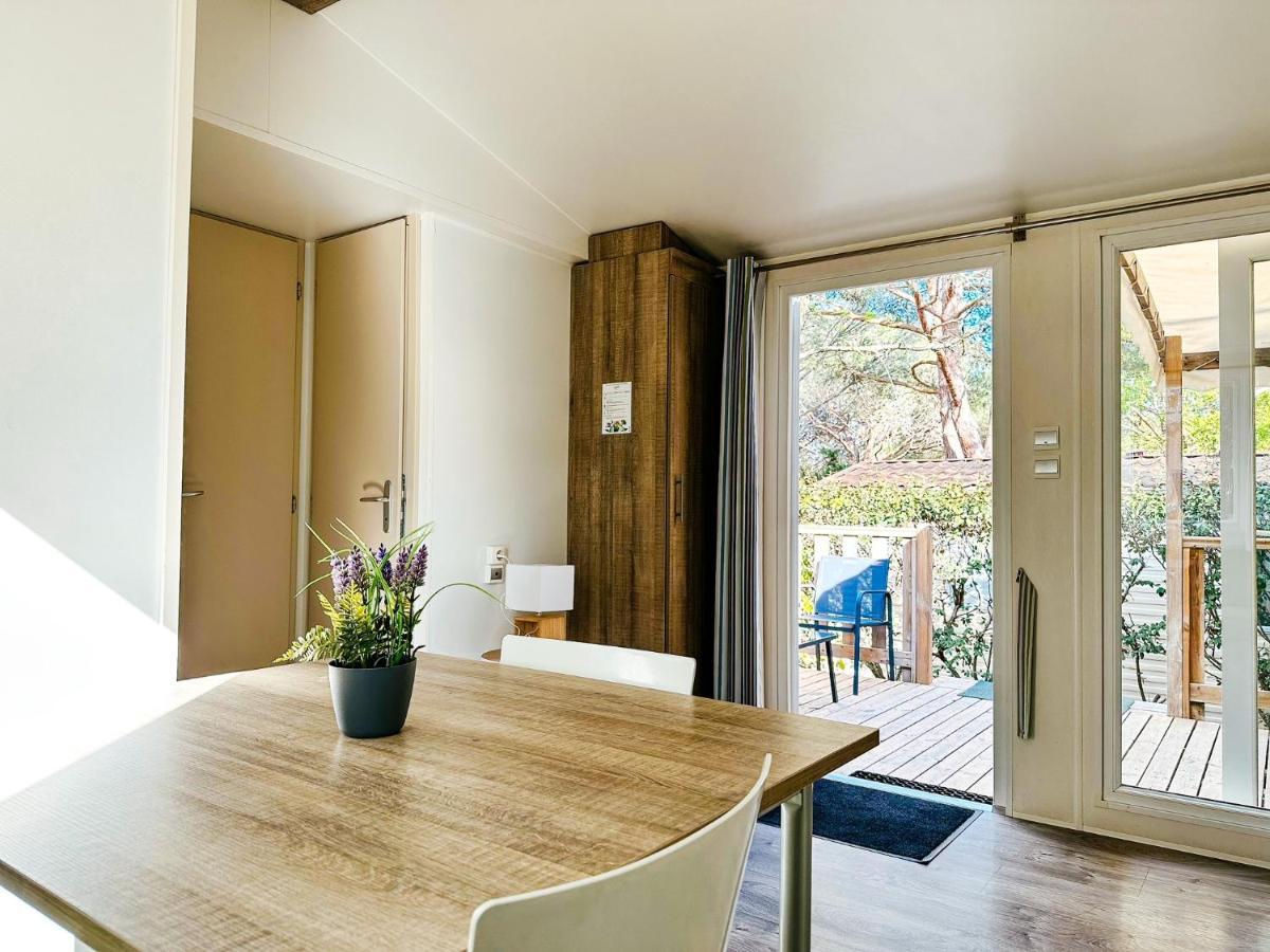 3 Bedroom Chalets Camping Lei Suves - Joycasa Roquebrune-sur Argens Esterno foto