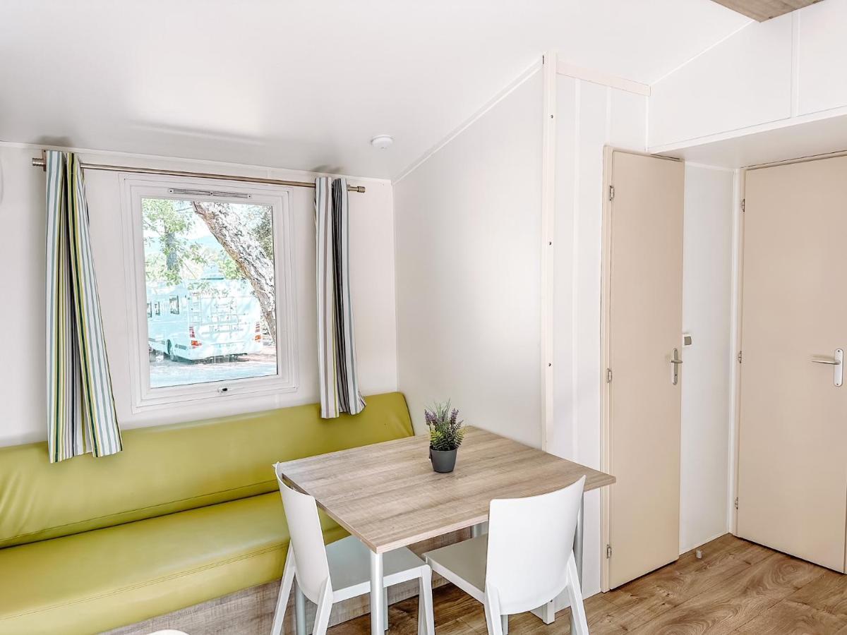 3 Bedroom Chalets Camping Lei Suves - Joycasa Roquebrune-sur Argens Esterno foto
